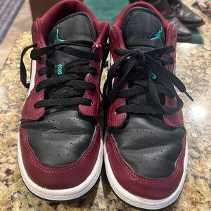 Jordan Low. Maroon and Black. Size 5Y.